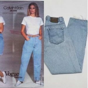 VINTAGE Calvin Klein Double Stonewash Distressed High Rise Tapered Jeans 8